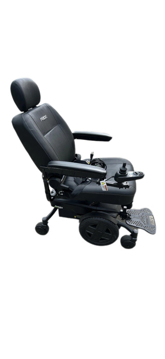 Jazzy Evo 613 Compact Mid-Wheel Power Chair